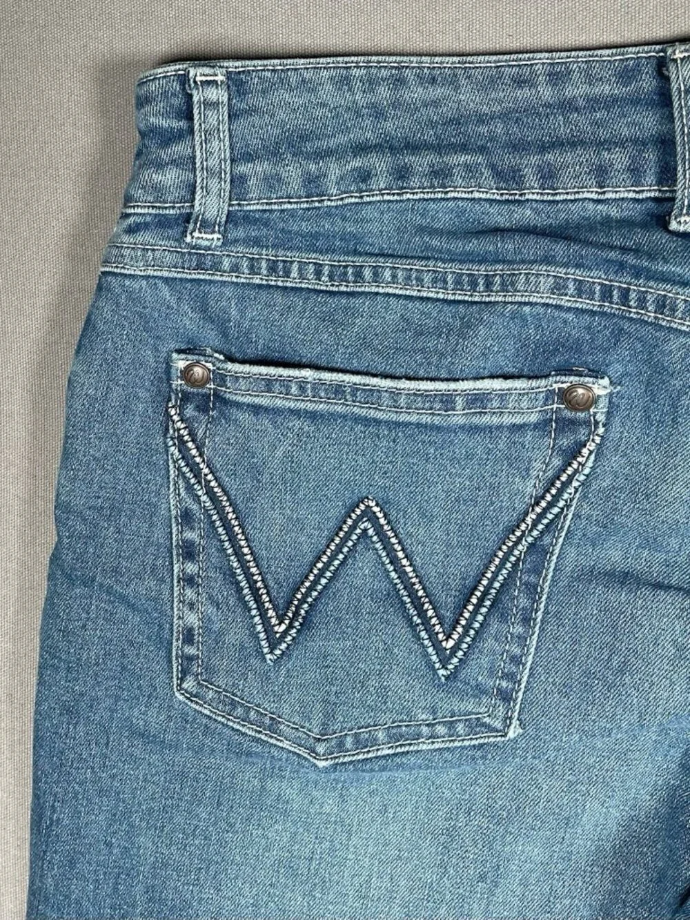 NWT Wrangler Retro Sadie Low Rise Stretch Trouser Jeans - Women Size 30/9 X 32 - Picture 10 of 16